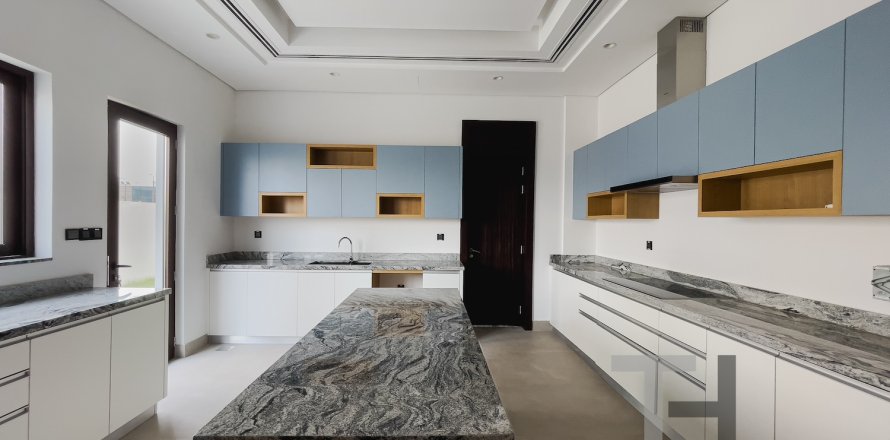 5 bedrooms Villa in Dubai Hills Estate, UAE No. 203816