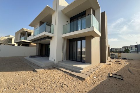 4 bedrooms Villa in Dubai, UAE No. 203821 21