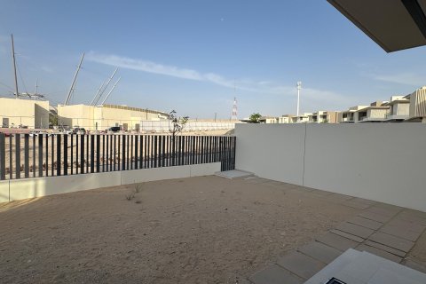 4 bedrooms Villa in Dubai, UAE No. 203821 16