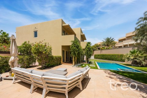 3 bedrooms Villa in Arabian Ranches, UAE No. 203819 23