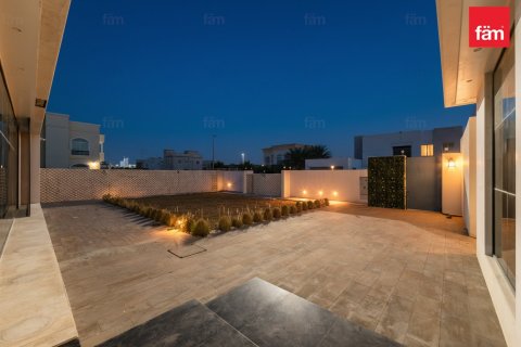 5 bedrooms Villa in Al Barsha, UAE No. 142325 8