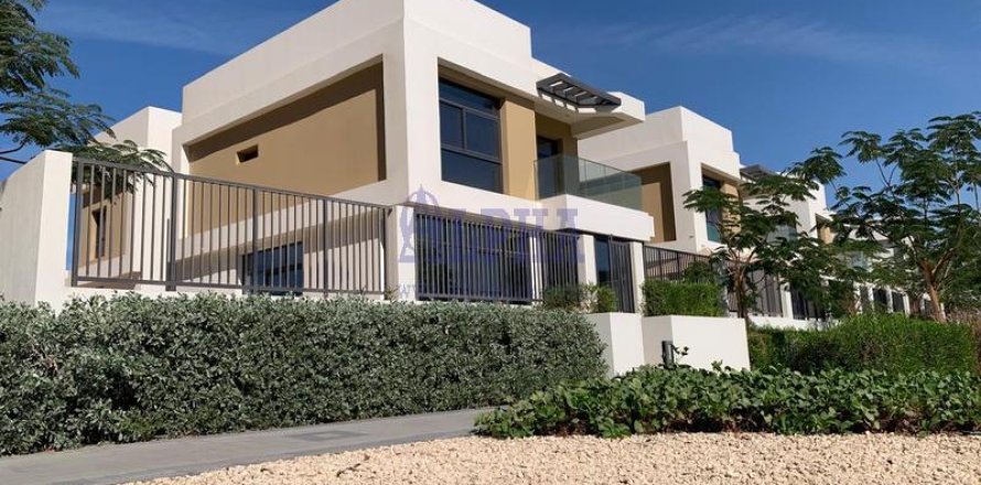 Villa de 4 dormitorios No. 127680