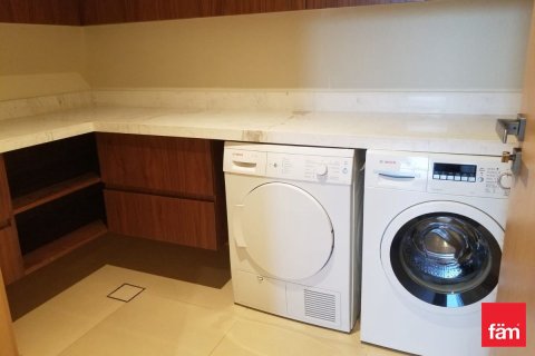 3 bedrooms Apartment  No. 107509 17