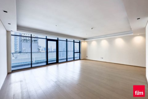 3 bedrooms Apartment  No. 107510 11