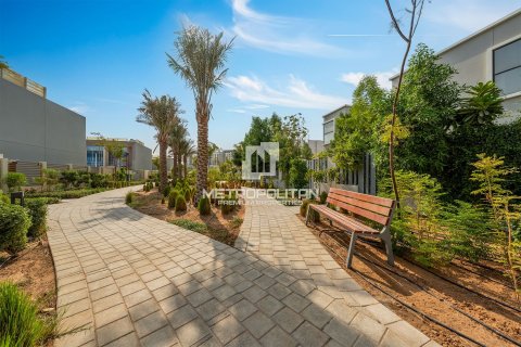 Townhouse de 2 dormitorios  No. 128796 28