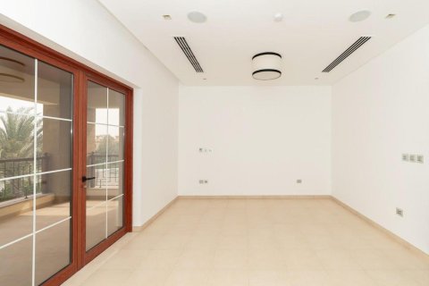 5 bedrooms Villa in Jumeirah Islands, UAE No. 101650 13