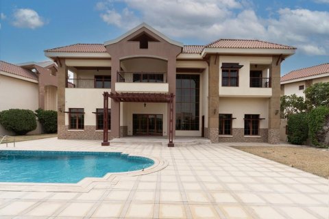 5 bedrooms Villa in Jumeirah Islands, UAE No. 101650 2