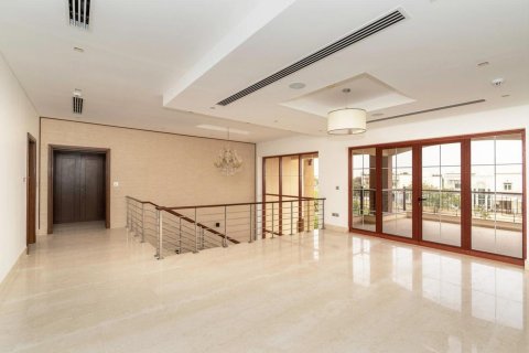 5 bedrooms Villa in Jumeirah Islands, UAE No. 101650 16