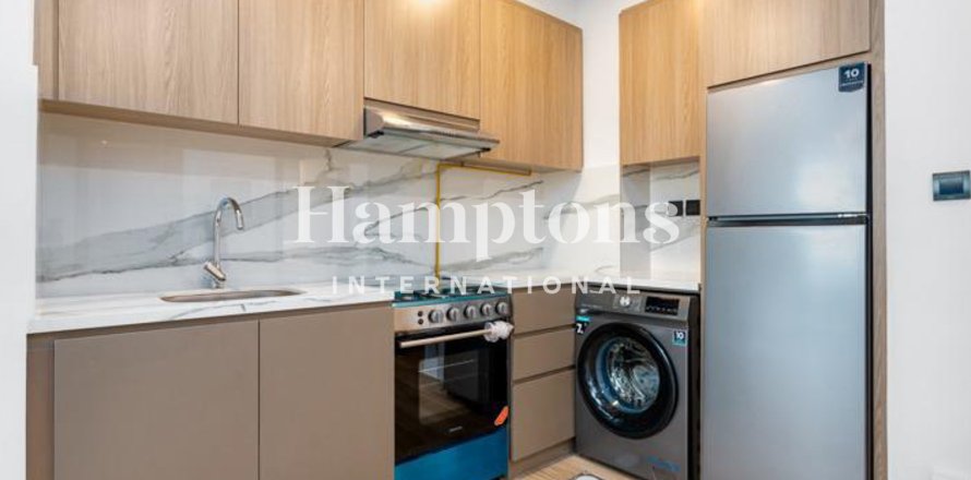 Квартира с 1 спальней в Дубай Студио-Сити, ОАЭ №142157