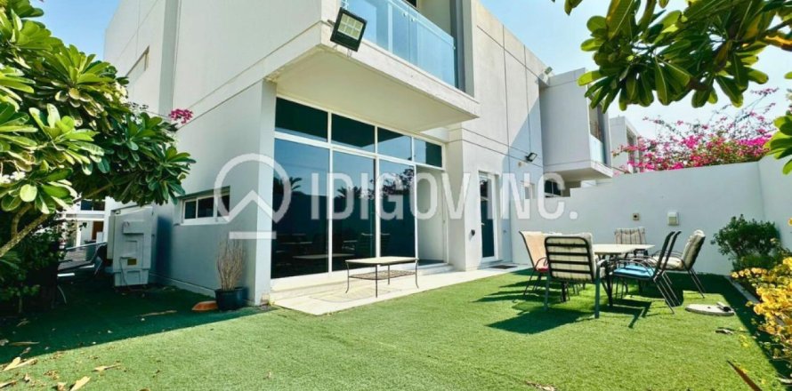 Townhouse de 3 dormitorios No. 117318