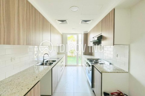 Townhouse de 3 dormitorios No. 117318 4