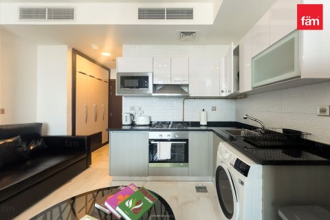 37.8m² Apartment in Business Bay, UAE No. 169373 9