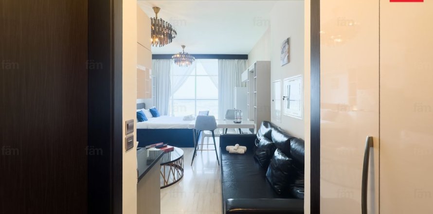 Studio Apartment in Business Bay, UAE No. 169373
