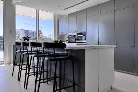 Appartement de 2 chambres à Dubai, UAE No. 143250 9