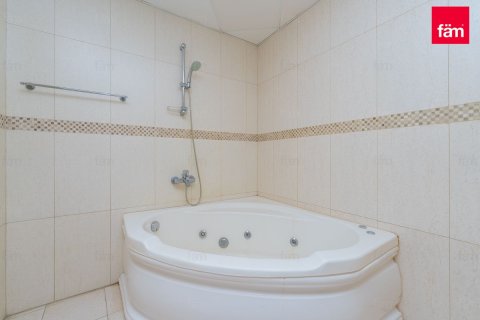 Квартира с 3 спальнями  №111203 29
