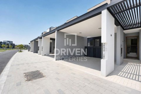 Villa de 3 chambres à Mudon, UAE No. 188606