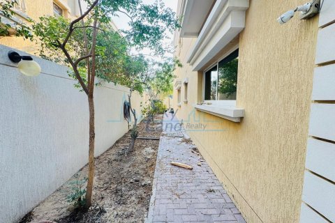 5 غرفة نوم  فيلا  رقم 127102 15