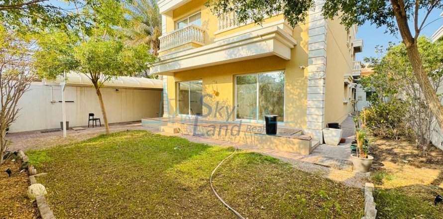 5 غرفة نوم  فيلا  رقم 127102