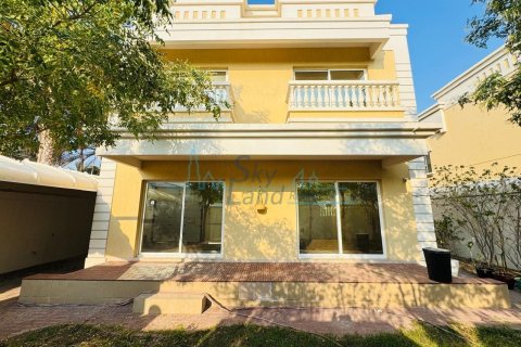 5 غرفة نوم  فيلا  رقم 127102 25