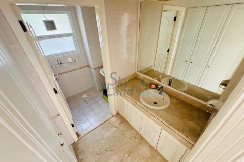 5 غرفة نوم  فيلا  رقم 127102 18