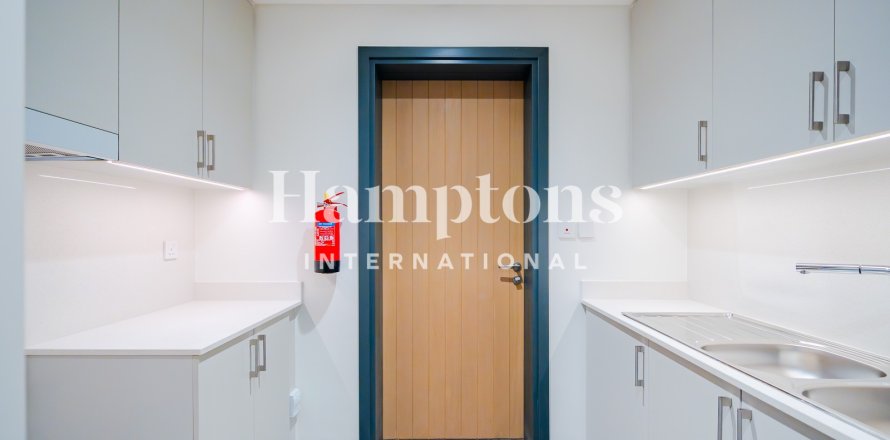 4 bedrooms Townhouse No. 126450