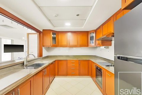 2 bedrooms Apartment in Golf Towers, UAE No. 199253 11