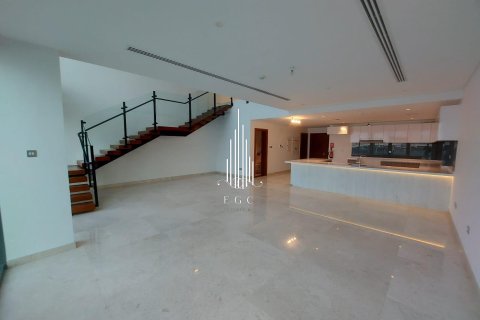 Townhouse de 4 dormitorios en Tourist Club Area, UAE No. 34772 5