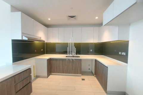 Apartment de 2 dormitorios en Tourist Club Area, UAE No. 34769 4