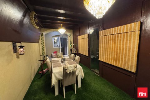 3 bedrooms Villa in Dubai, UAE No. 147616 14