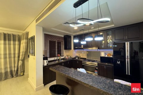 3 bedrooms Villa in Dubai, UAE No. 147616 3