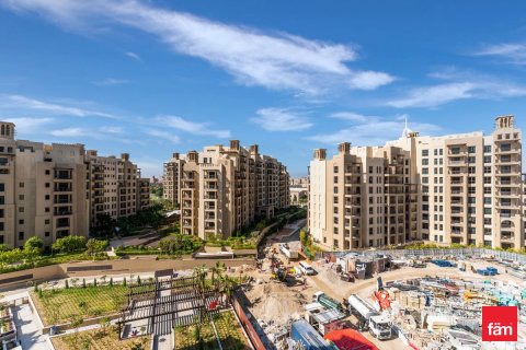 Apartment de 3 dormitorios en Umm Suqeim, UAE No. 135928