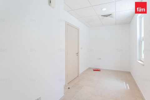 Villa de 5 chambres à Dubai Sports City, UAE No. 83436 22