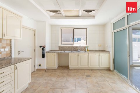 Villa de 5 chambres à Dubai Sports City, UAE No. 83436 9