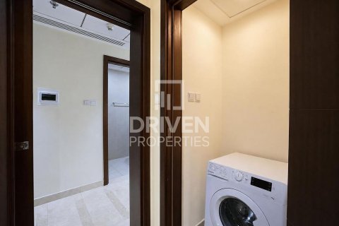 Квартира с 1 спальней в Standpoint Towers, ОАЭ №193438 10