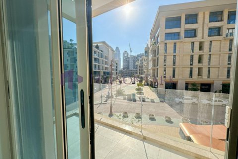 3 bedrooms Apartment in Doha, Qatar No. 57931 1