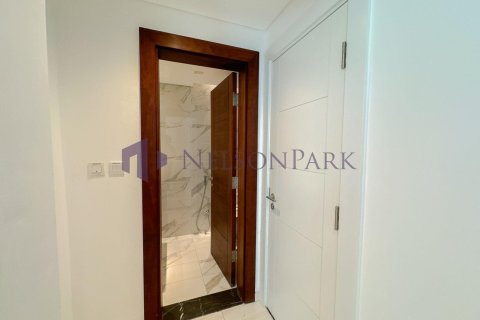 3 bedrooms Apartment in Doha, Qatar No. 57931 12