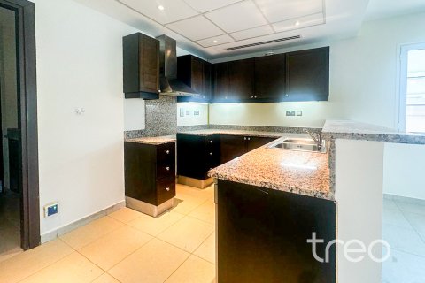 Villa de 2 chambres à Jumeirah Village Triangle, UAE No. 183089 5