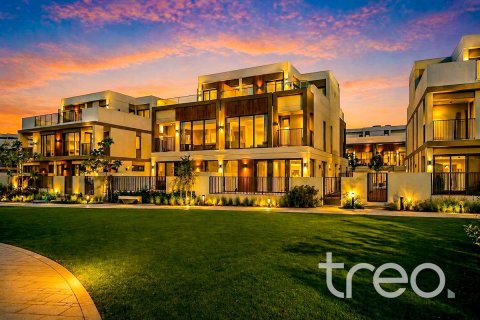 4 bedrooms Townhouse in Aura, UAE No. 183083 12