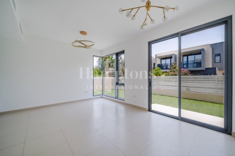 Villa de 4 dormitorios No. 118905 7