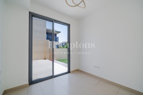 Villa de 4 dormitorios No. 118905 4