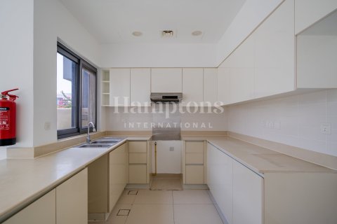 Villa de 4 dormitorios No. 118905 5