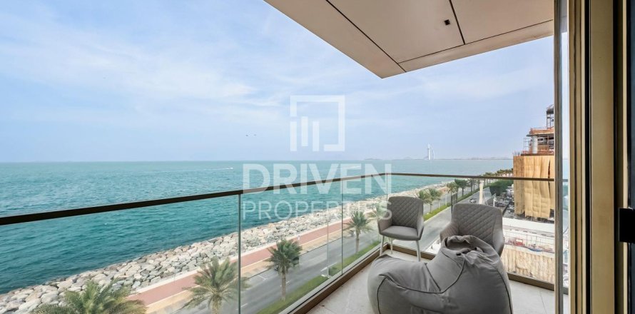 3 bedrooms Apartment in The Crescent, UAE No. 190971