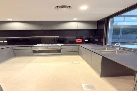 5 bedrooms Commercial property No. 131055 13