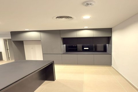 5 bedrooms Commercial property No. 131055 11