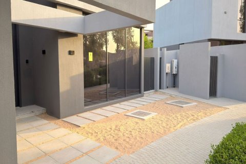 5 bedrooms Commercial property No. 131055 4