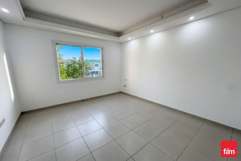 4 bedrooms Villa in Dubai, UAE No. 160959 13