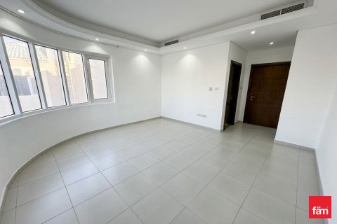 4 bedrooms Villa in Dubai, UAE No. 160959 5