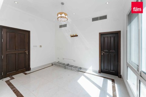 Вилла с 4 спальнями  №120422 25