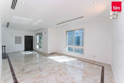 Вилла с 4 спальнями  №120422 17