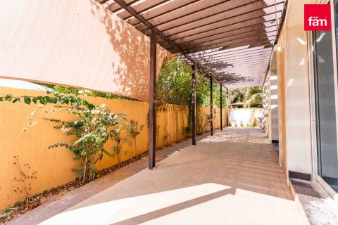 Вилла с 4 спальнями  №120422 28